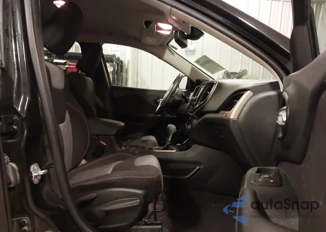 2016 Jeep Cherokee Sport из США, поврежденный, VIN 1C4PJMAB0GW182793